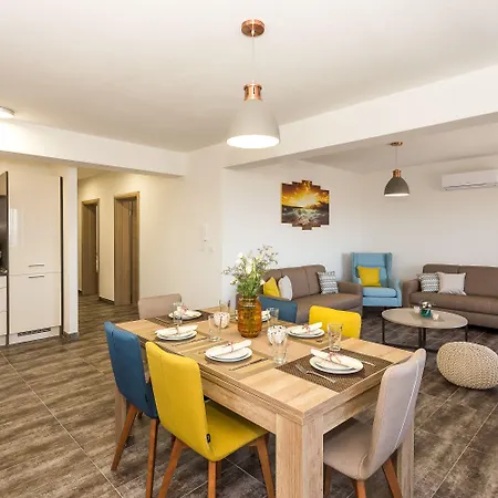 شقة Rusula Rudine (Kastela)