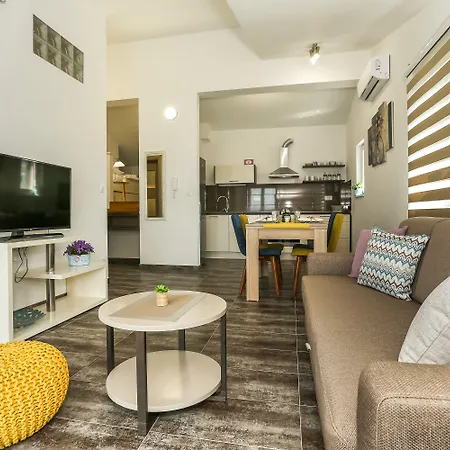 Apartmán Rusula Kaštel Novi