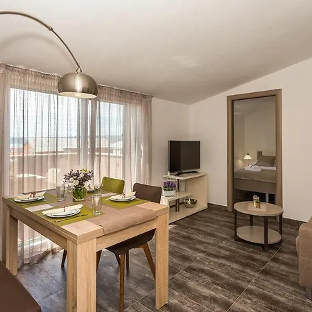 Rusula Apartment Rudine (Kastela)