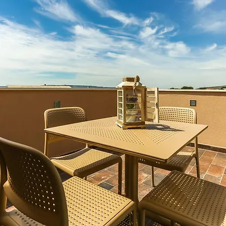 Rusula Apartment