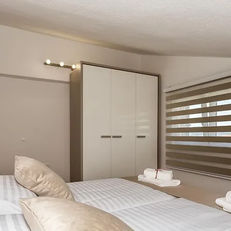 Rusula Apartment *