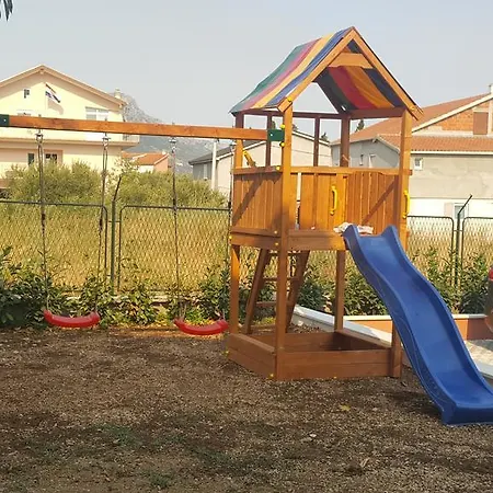 Rusula * Rudine (Kastela)