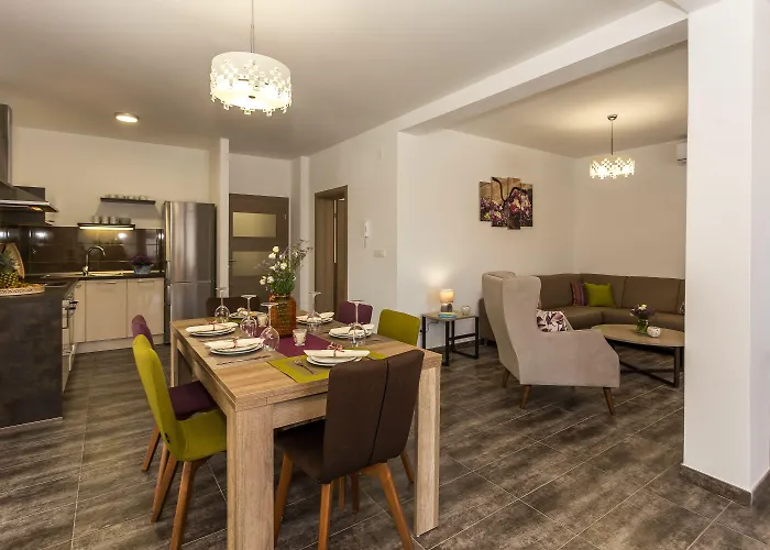 Rusula Appartement *