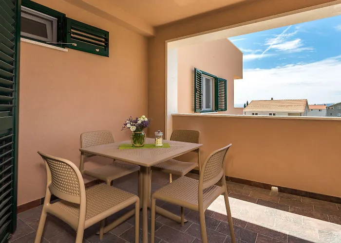 Rusula Appartement *